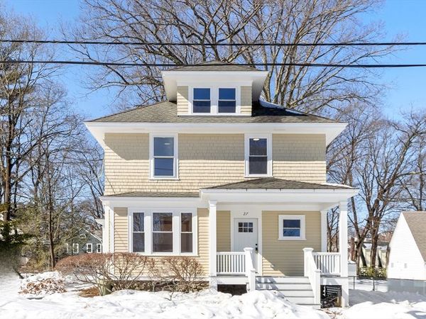 27 Montague St, Worcester, MA 01603