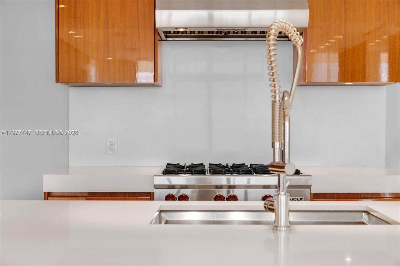 9701 Collins Ave , Unit 1405S, Bal Harbour, FL 33154 Photo