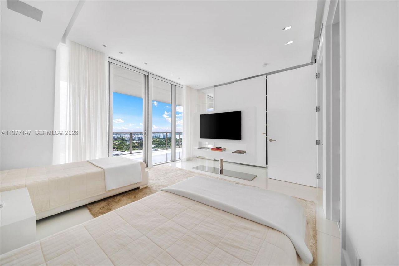 9701 Collins Ave , Unit 1405S, Bal Harbour, FL 33154 Photo