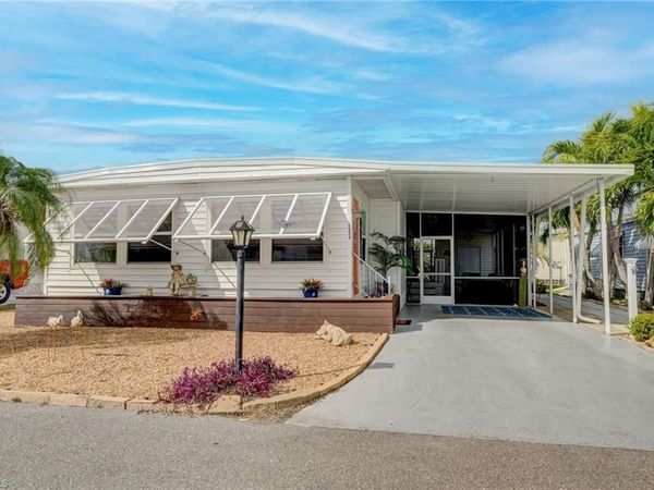 5554 Sir Walter WAY , NORTH FORT MYERS, FL 33917