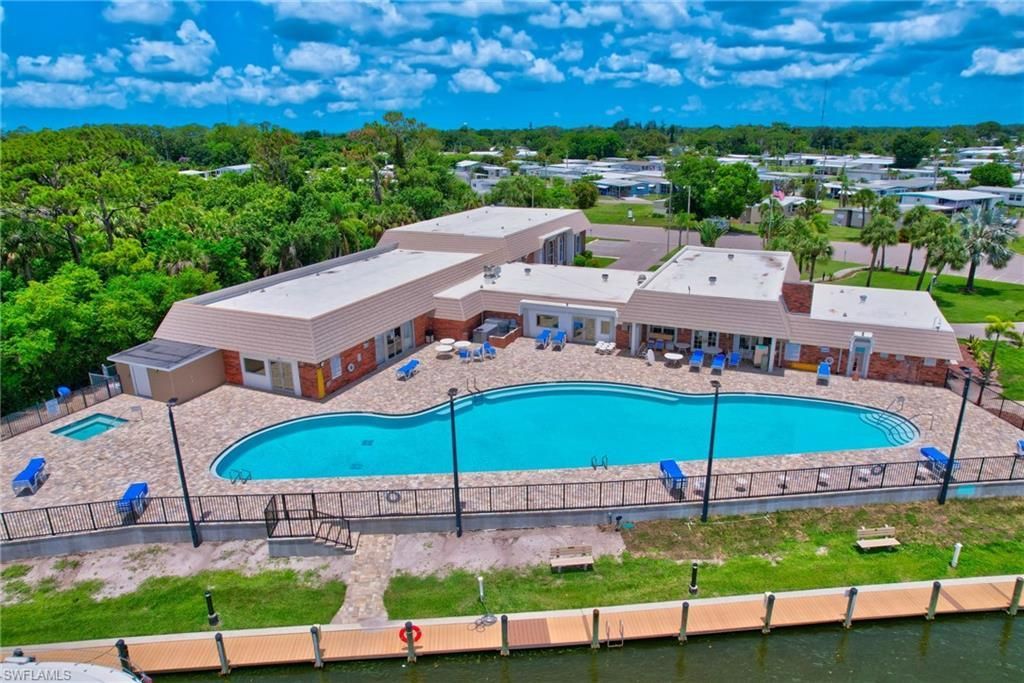 5554 Sir Walter Way , North Fort Myers, FL 33917 Photo