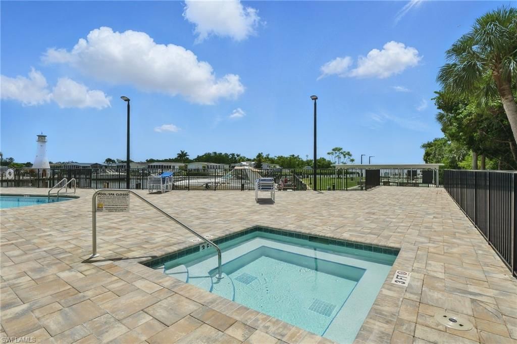 5554 Sir Walter Way, North Fort Myers, FL 33917 Photo