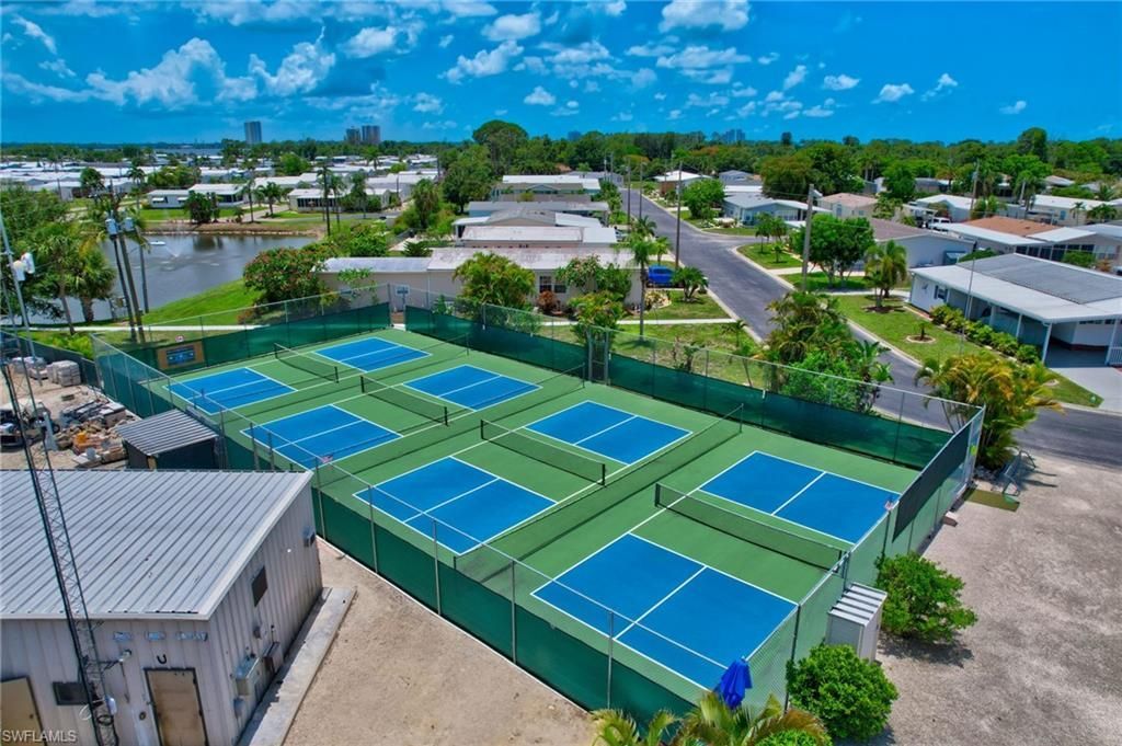 5554 Sir Walter Way , North Fort Myers, FL 33917 Photo