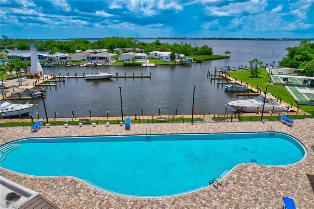 5554 Sir Walter Way, North Fort Myers, FL 33917 Photo