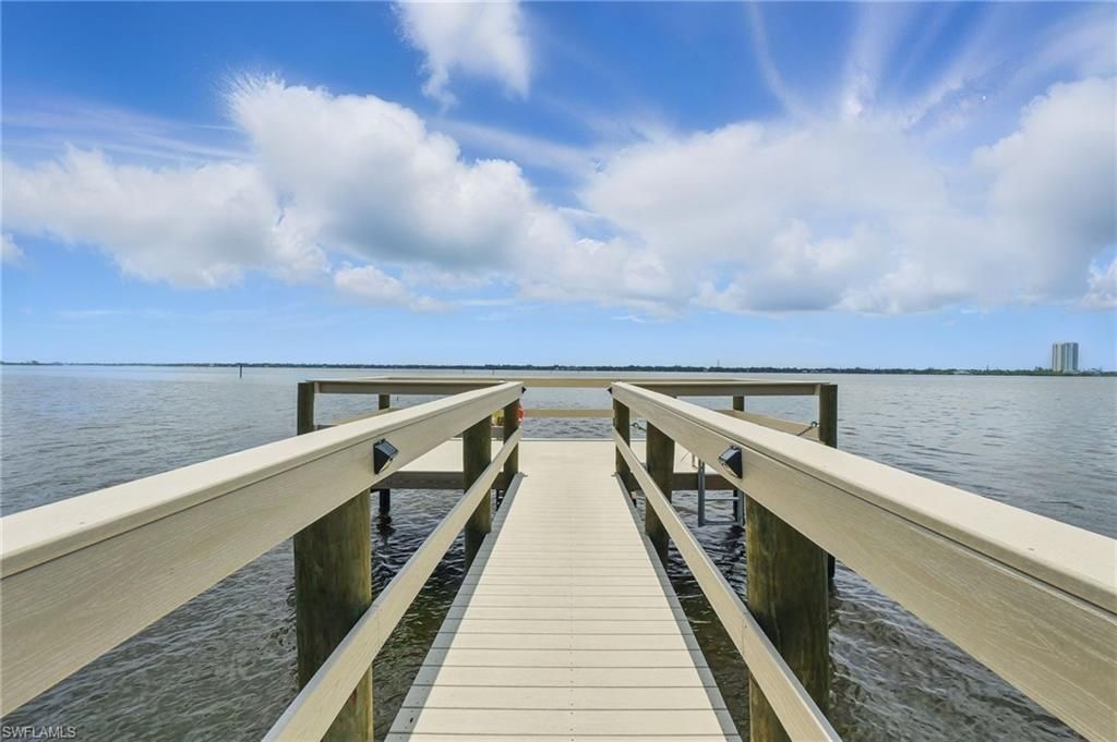 5554 Sir Walter Way, North Fort Myers, FL 33917 Photo