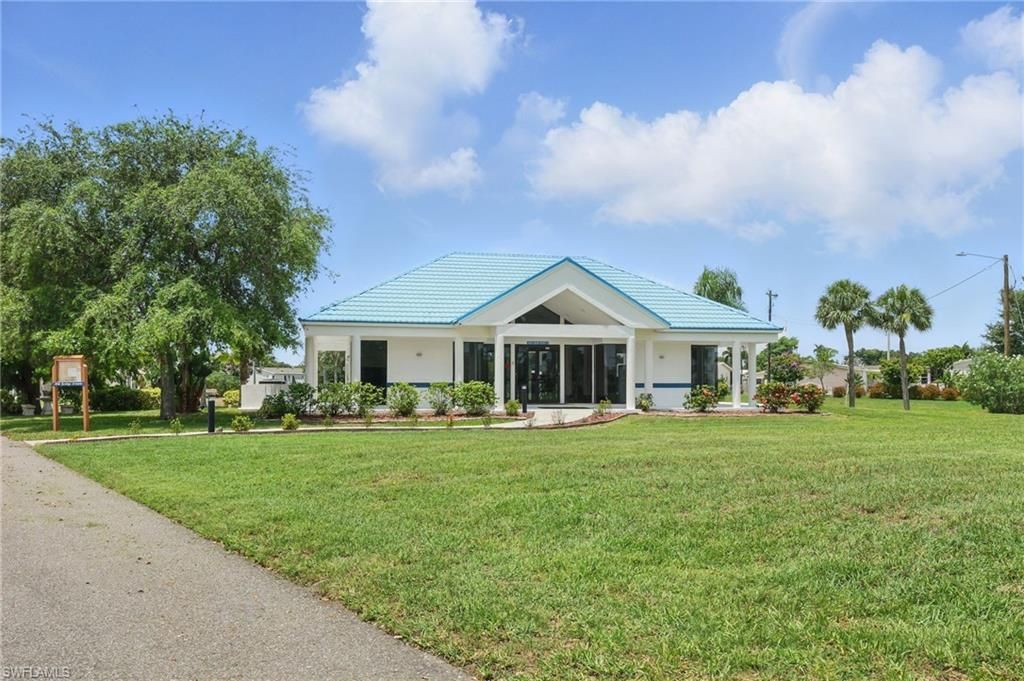 5554 Sir Walter Way, North Fort Myers, FL 33917 Photo