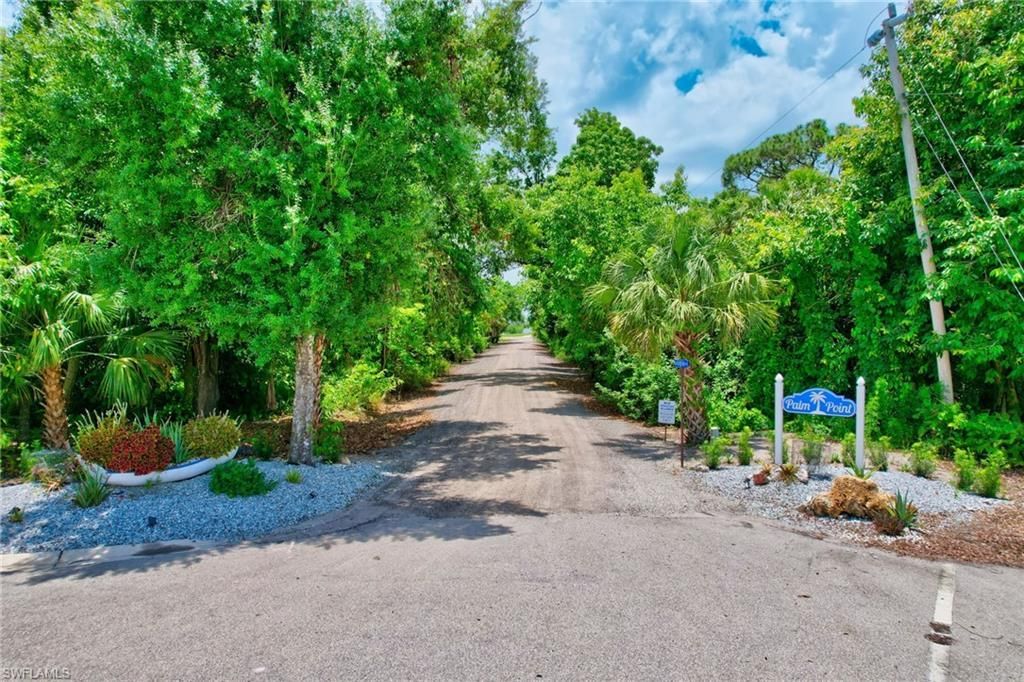 5554 Sir Walter Way, North Fort Myers, FL 33917 Photo