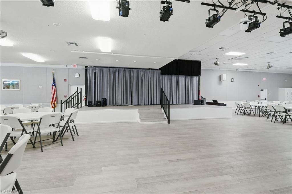 5554 Sir Walter Way , North Fort Myers, FL 33917 Photo