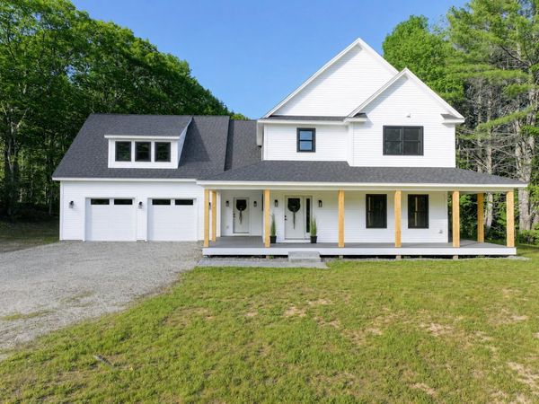 16 Piper Farm Road, Brunswick, ME 04011