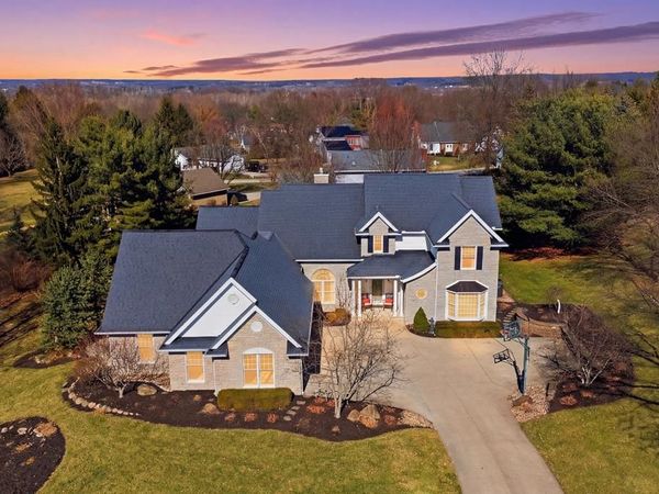 1114 Surrey Circle, Ashland, OH 44805