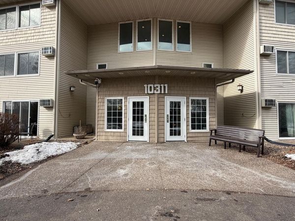 10311 Cedar Lake Road, Unit 111, Hopkins, MN 55305