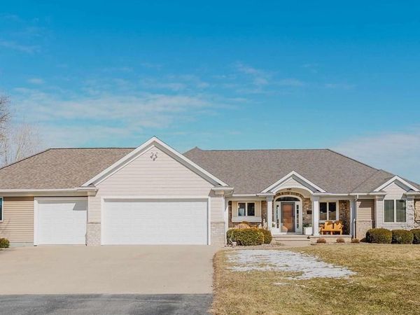 5294 NOTRE DAME DRIVE, Omro, WI 54963