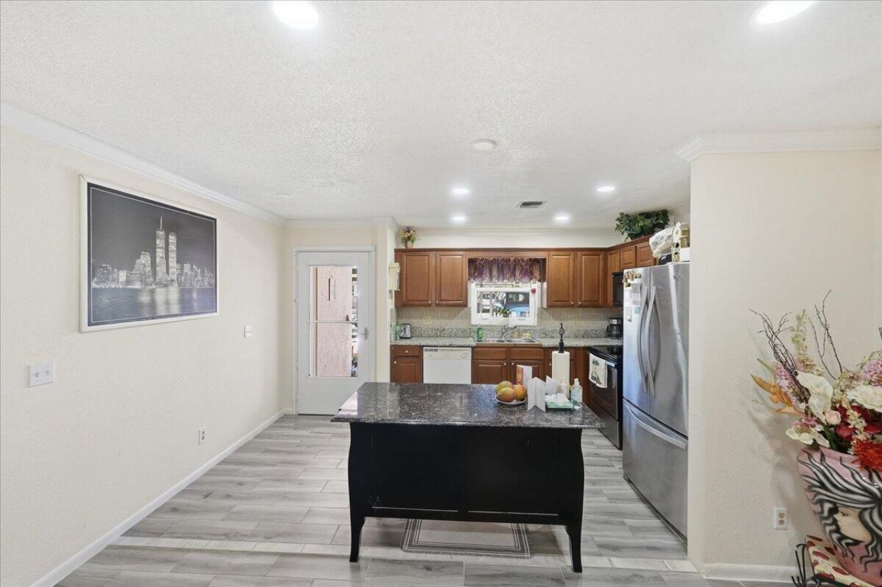 6531 SE Federal Highway Se, Unit Q108, Stuart, FL 34997 Photo