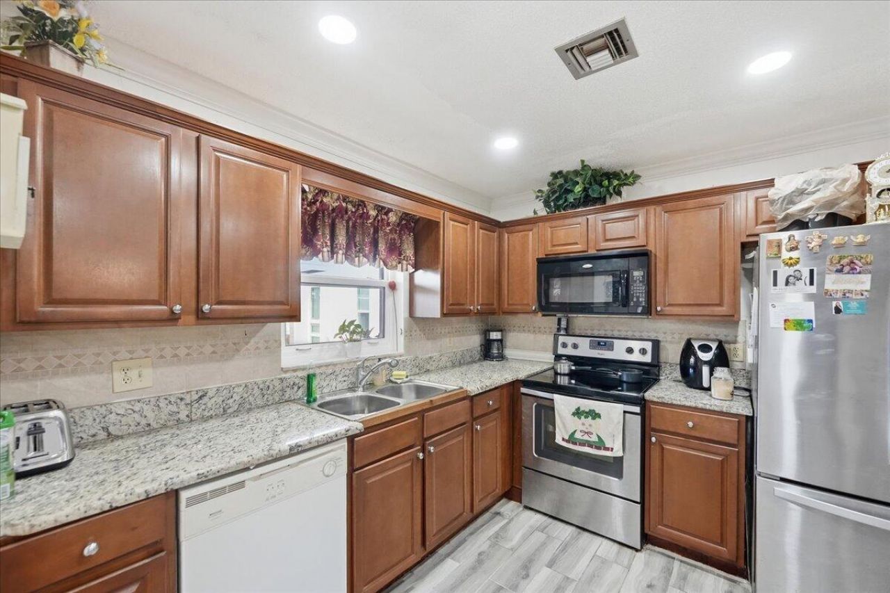 6531 SE Federal Highway Se, Unit Q108, Stuart, FL 34997 Photo