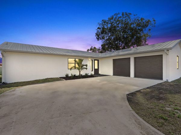 1971 SW Morelia Lane, Port St. Lucie, FL 34953