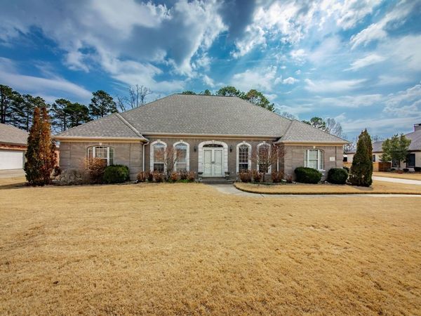 17 Prestwick Court, Cabot, AR 72023