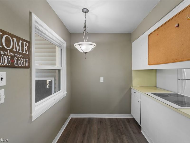 3616 Everett Drive, Norton, OH 44203 Photo 12