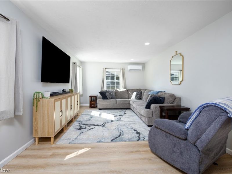 492 Evergreen Drive, Tallmadge, OH 44278 Photo 4