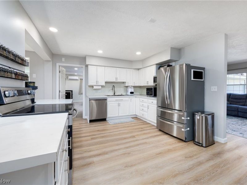 492 Evergreen Drive, Tallmadge, OH 44278 Photo 8