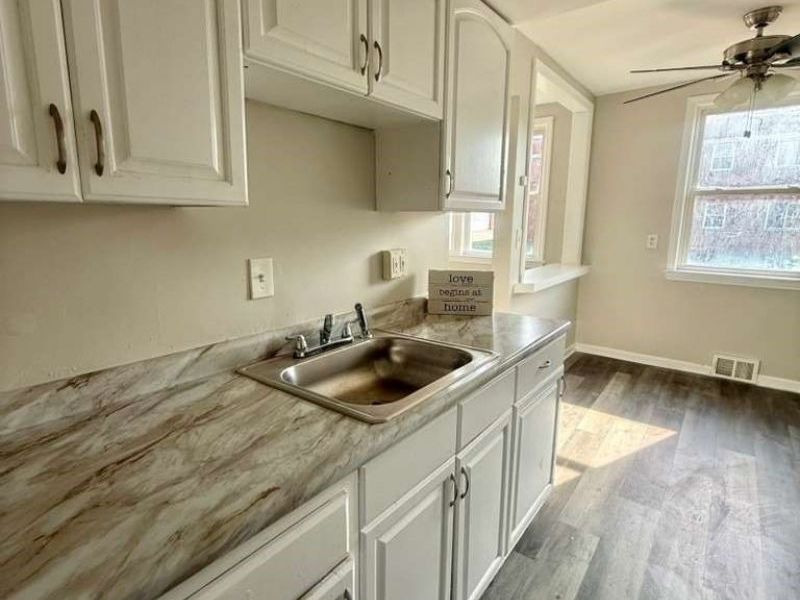 2027 Warrensville Center Road, Unit 3, South Euclid, OH 44121 Photo 4