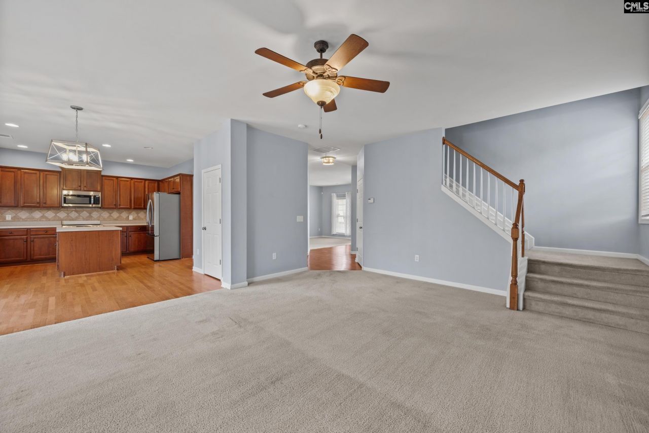 128 Loganberry Court Photo 11