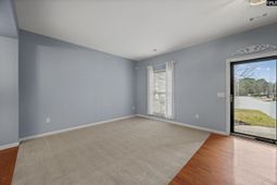 128 Loganberry Court photo 4