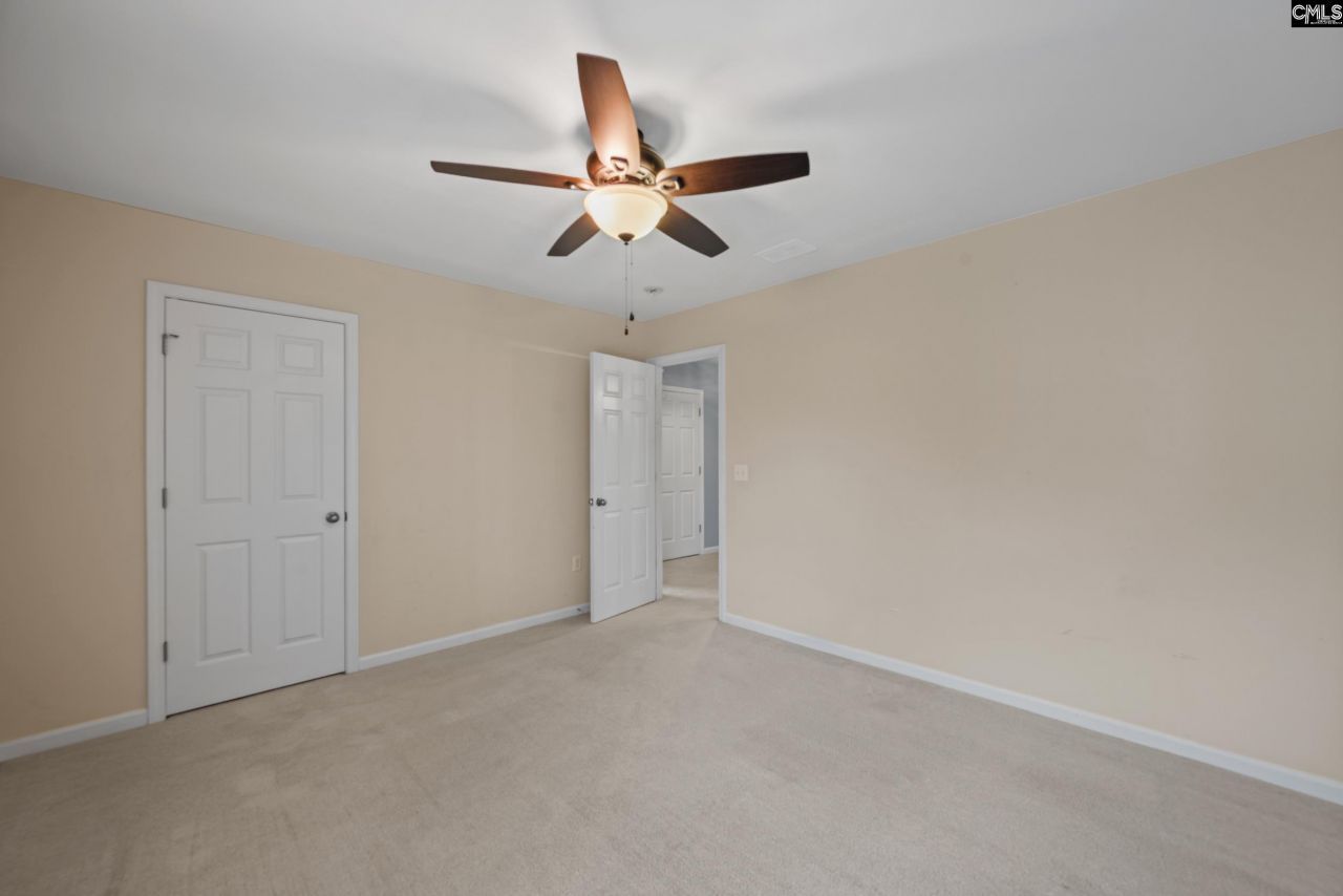 128 Loganberry Court Photo 30