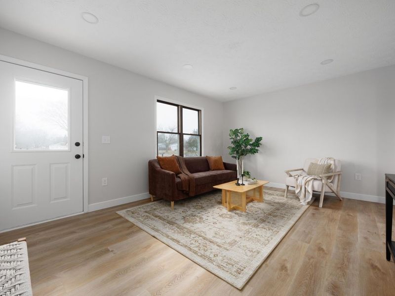 102 Channing Drive , London, OH 43140 Photo 3