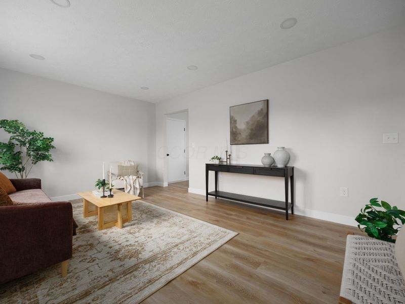 102 Channing Drive , London, OH 43140 Photo 5