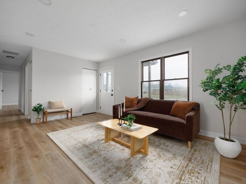 102 Channing Drive , London, OH 43140 Photo 7