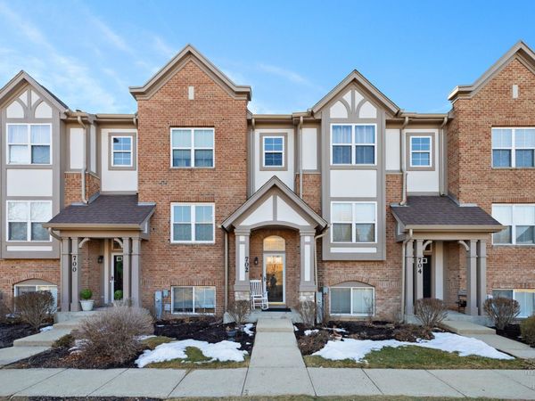 702 June Terrace , Lake Zurich, IL 60047
