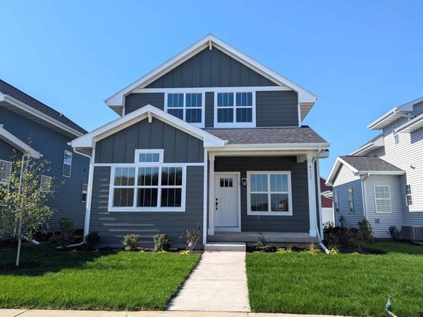 4317 Goldeneye Gateway Drive, Middleton, WI 53562