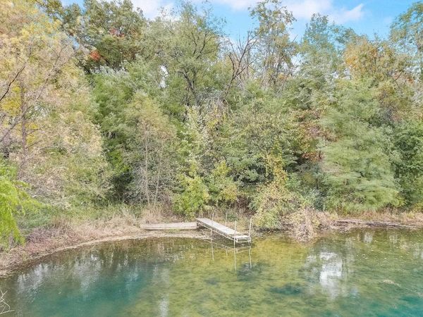 L75 Pond View Court, Janesville, WI 53548