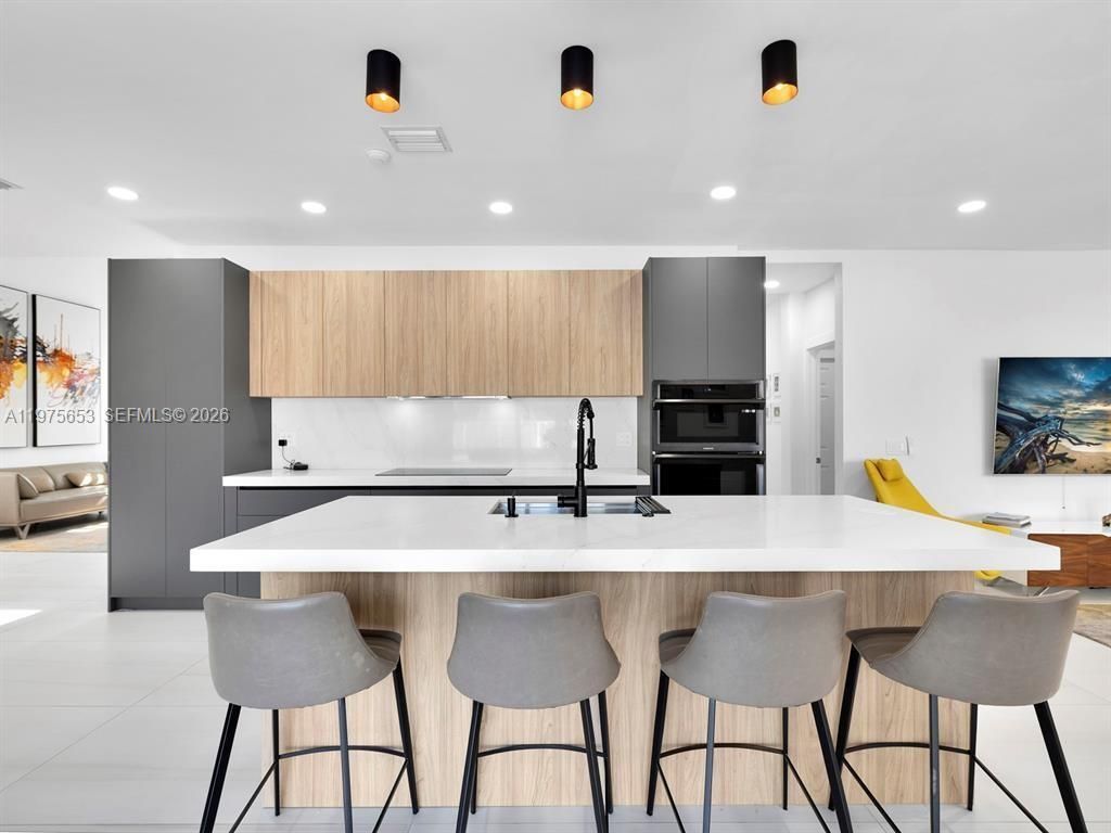 1176 Cedar Falls Dr, Weston, FL 33327 Photo