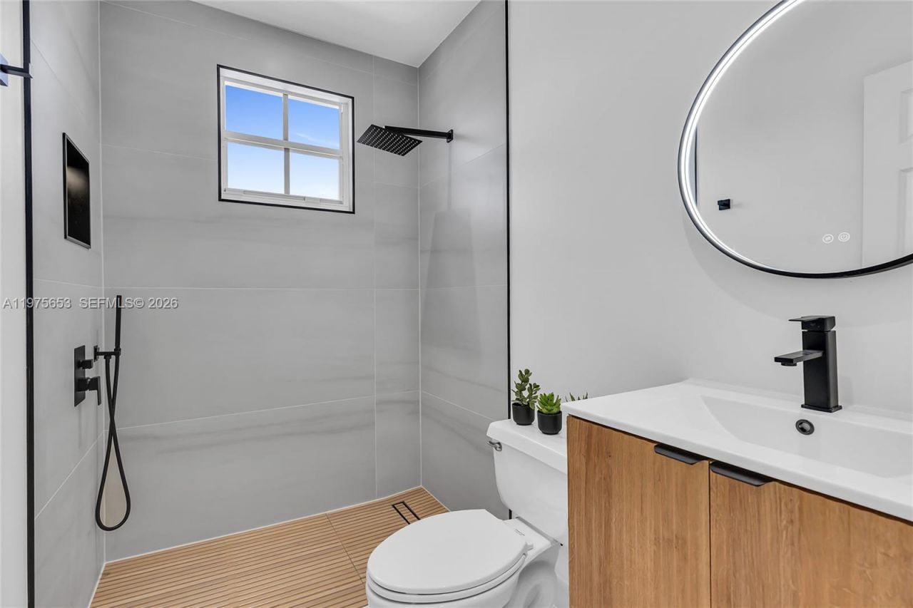 1176 Cedar Falls Dr, Weston, FL 33327 Photo