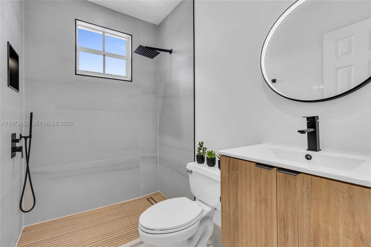 1176 Cedar Falls Dr, Weston, FL 33327 Photo