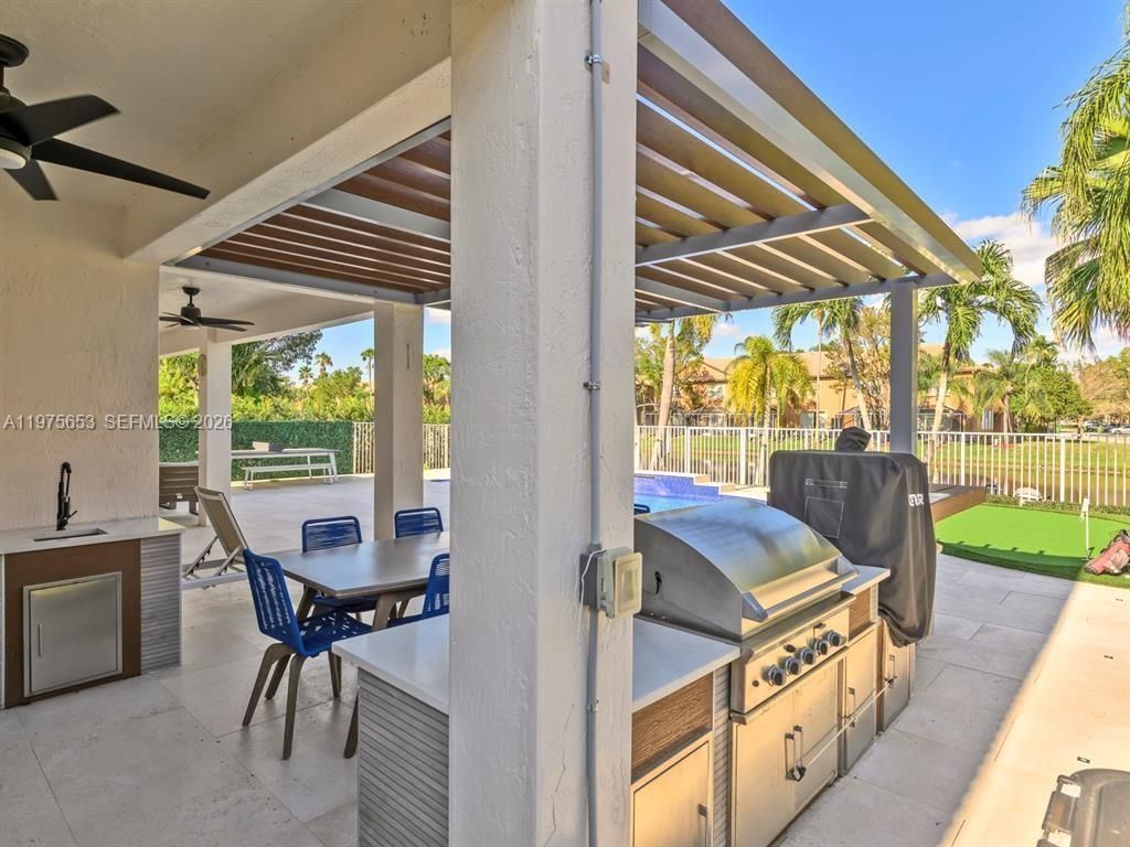 1176 Cedar Falls Dr, Weston, FL 33327 Photo