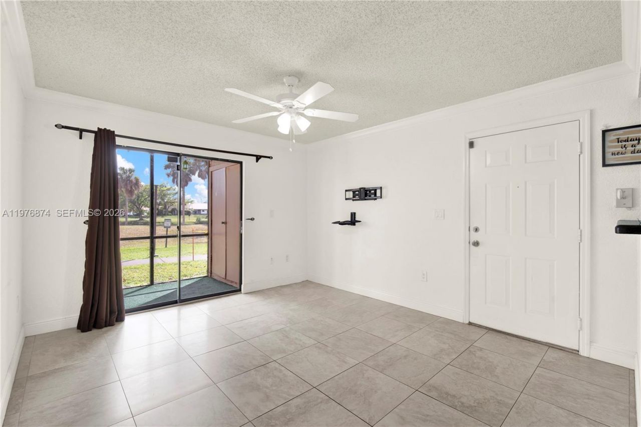 15560 SW 106th Ln, Unit 1313, Miami, FL 33196 Photo