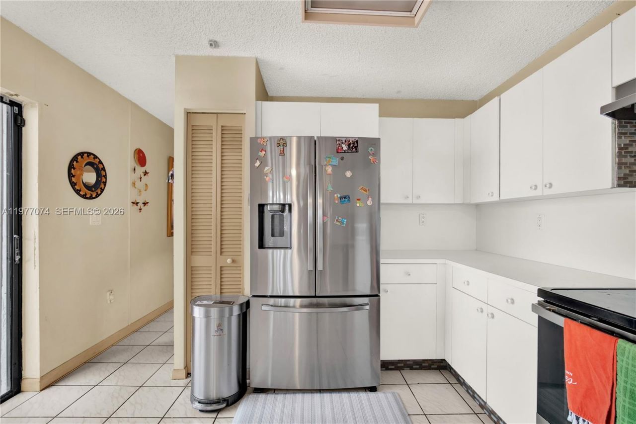 10528 SW 118th Pl , Miami, FL 33186 Photo