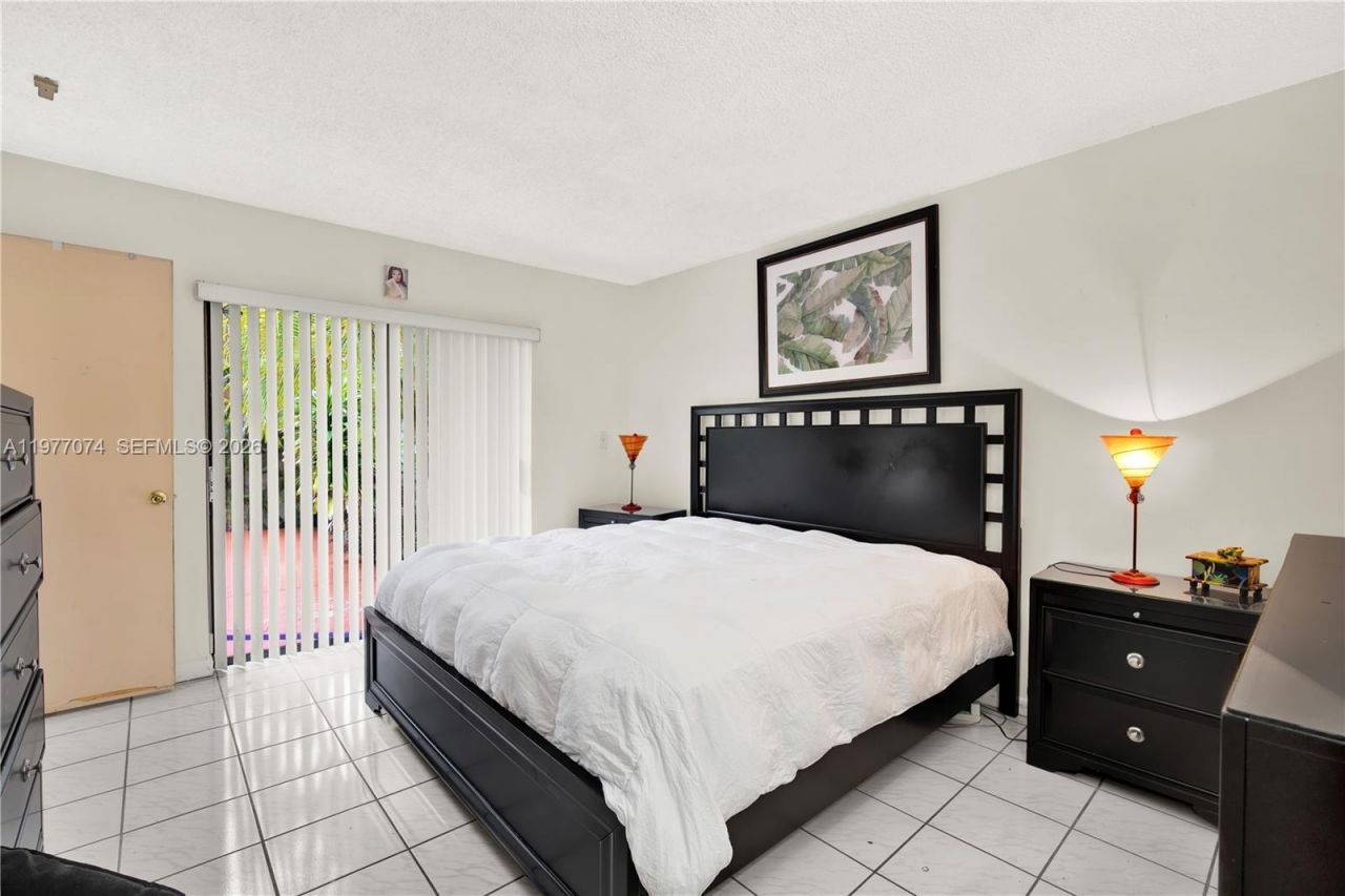 10528 SW 118th Pl , Miami, FL 33186 Photo