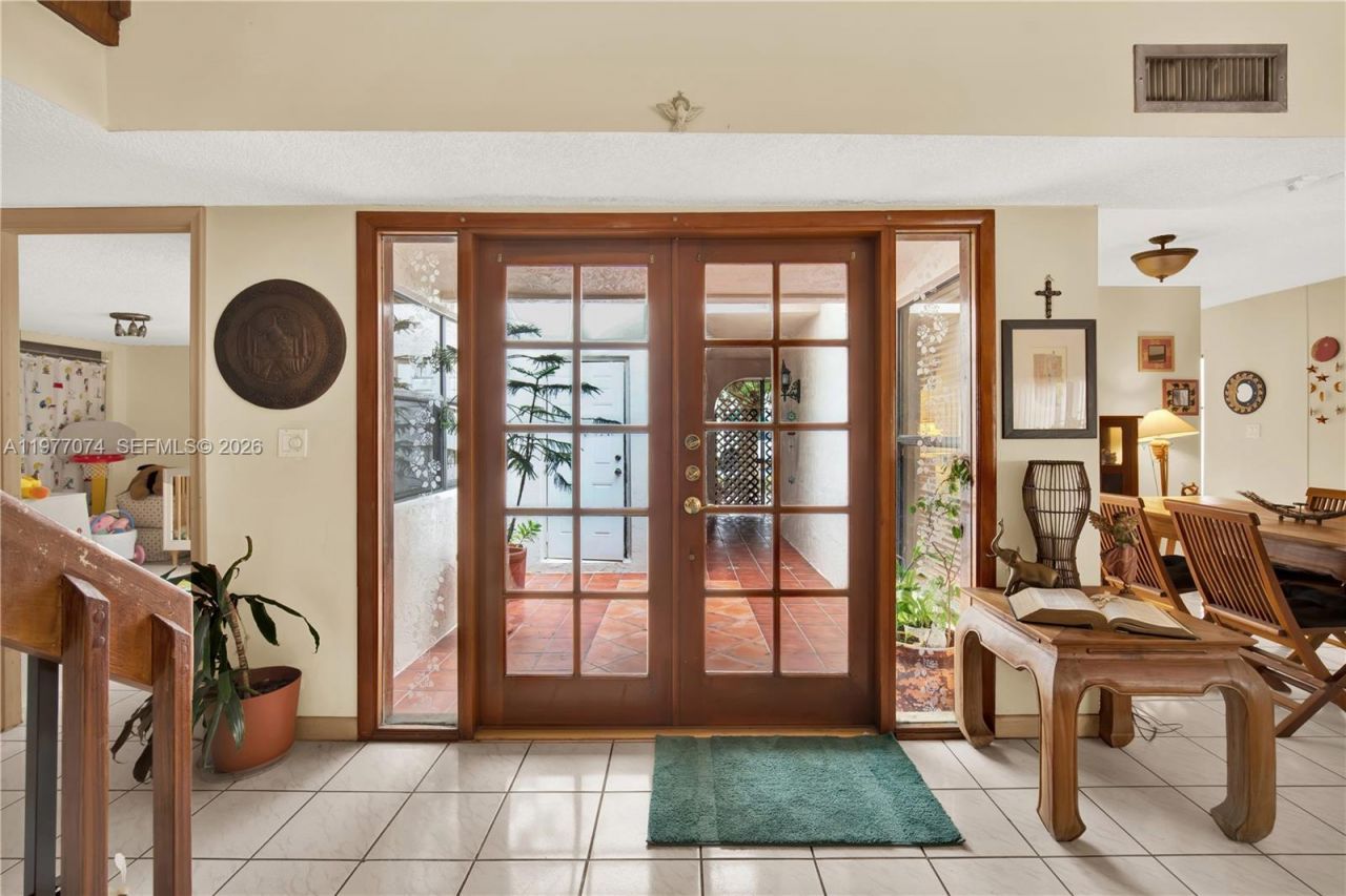 10528 SW 118th Pl , Miami, FL 33186 Photo