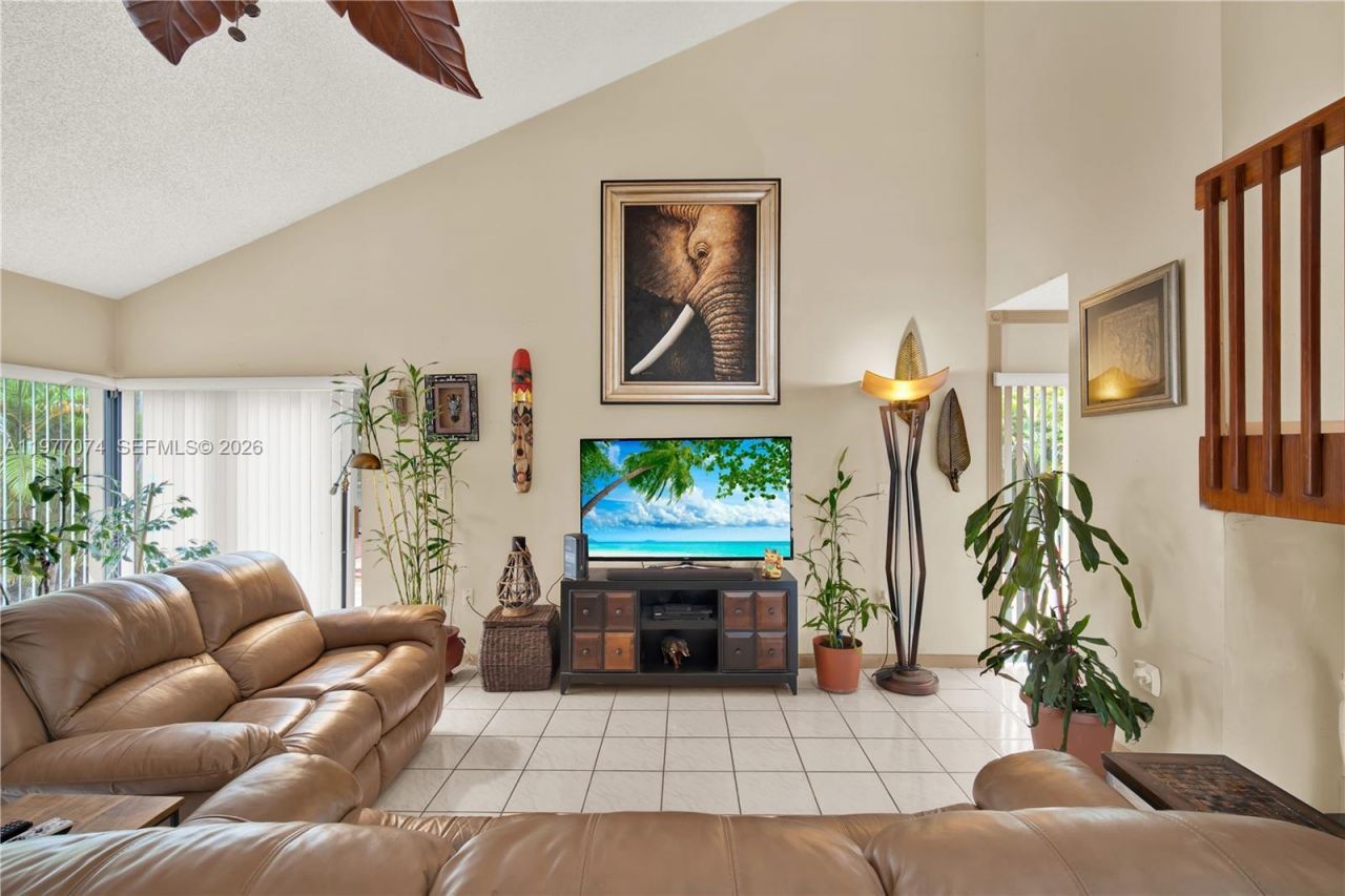 10528 SW 118th Pl , Miami, FL 33186 Photo