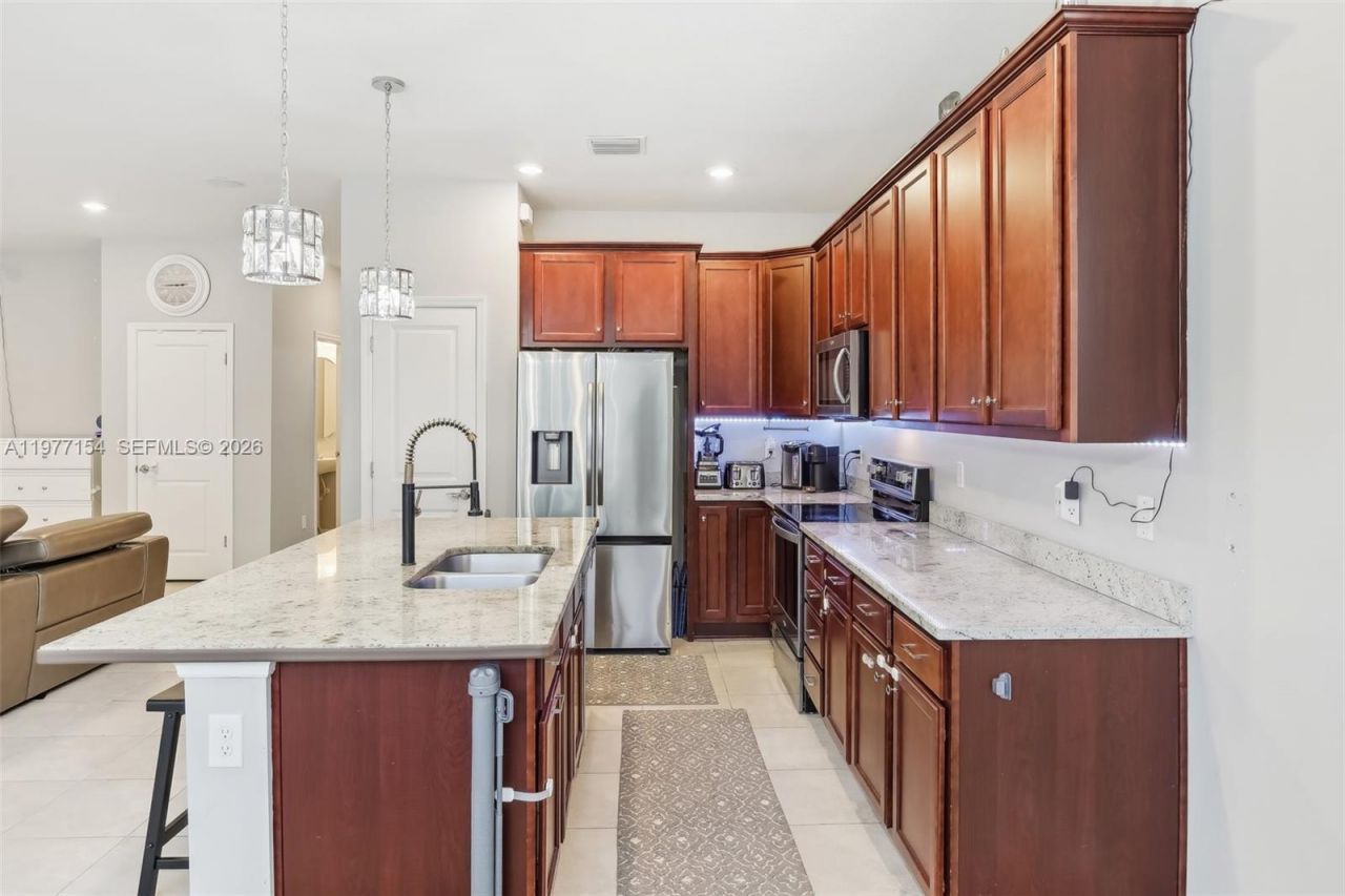 1402 Myrtle Oak Ter , Hollywood, FL 33021 Photo