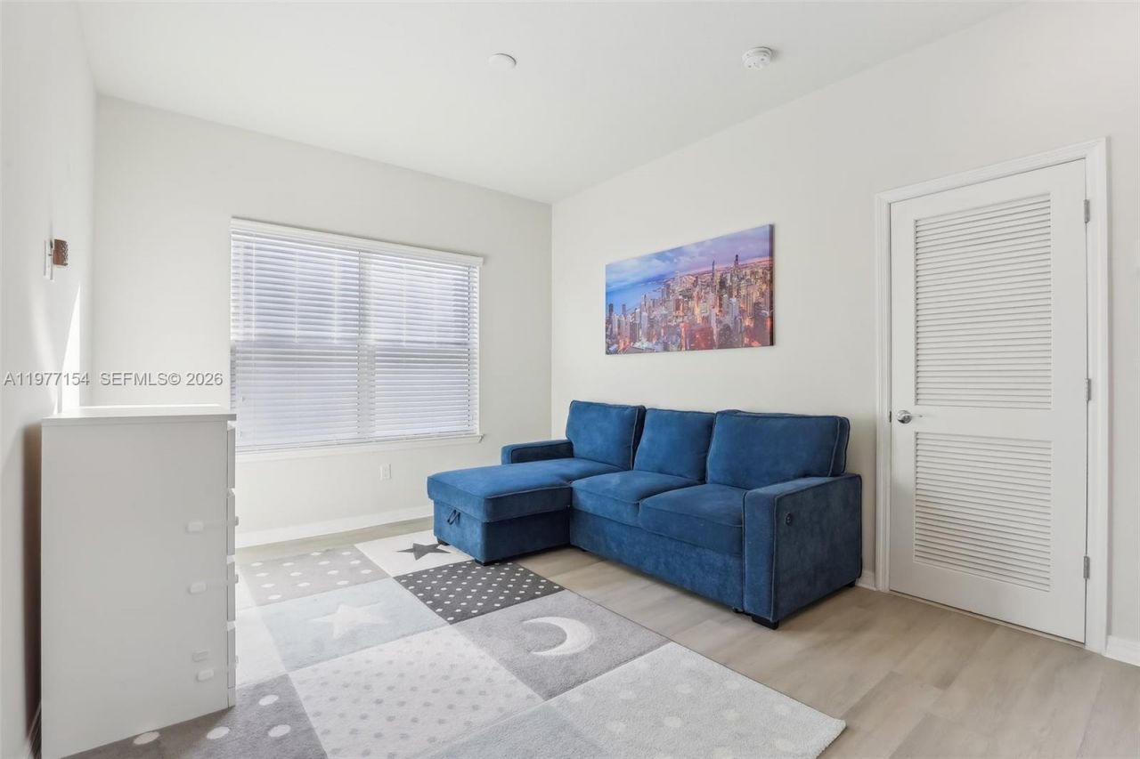 1402 Myrtle Oak Ter , Hollywood, FL 33021 Photo