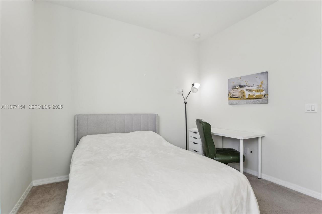 1402 Myrtle Oak Ter , Hollywood, FL 33021 Photo