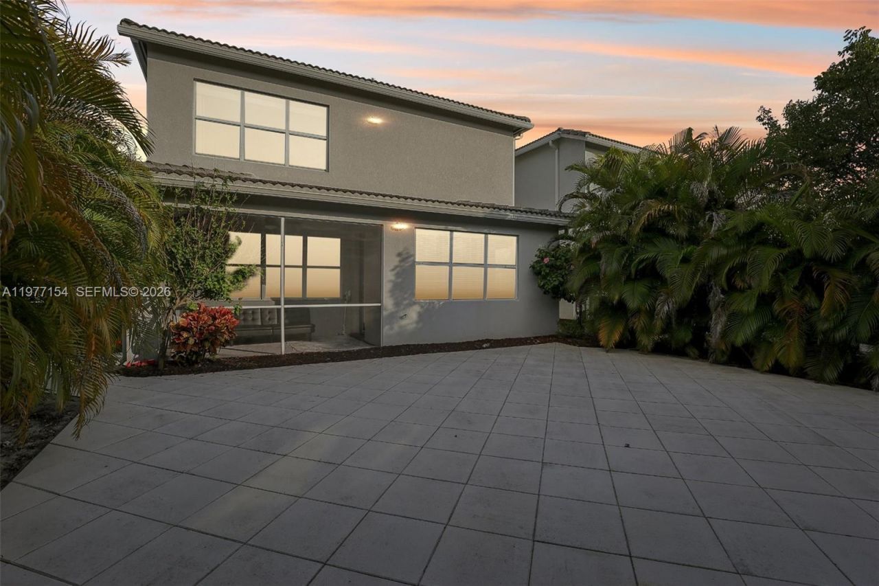 1402 Myrtle Oak Ter , Hollywood, FL 33021 Photo