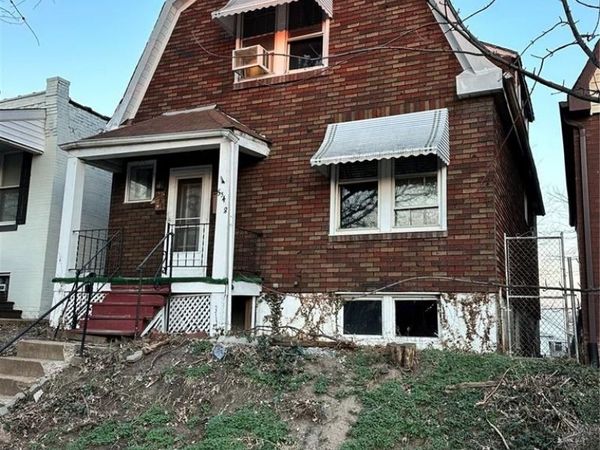 5348 Gilson Avenue, St Louis, MO 63116