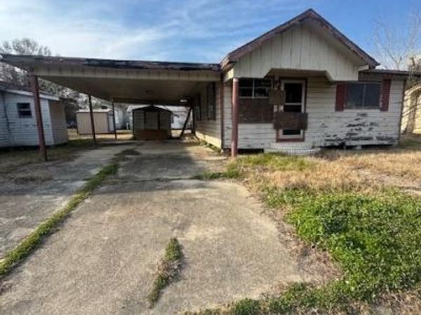 502 Frenzel Street, New Iberia, LA 70560