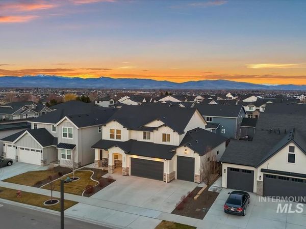 6092 S Thumbelina Ave, Meridian, ID 83642