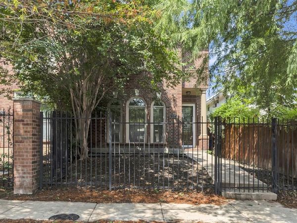 2407 Knight Street, Dallas, TX 75219